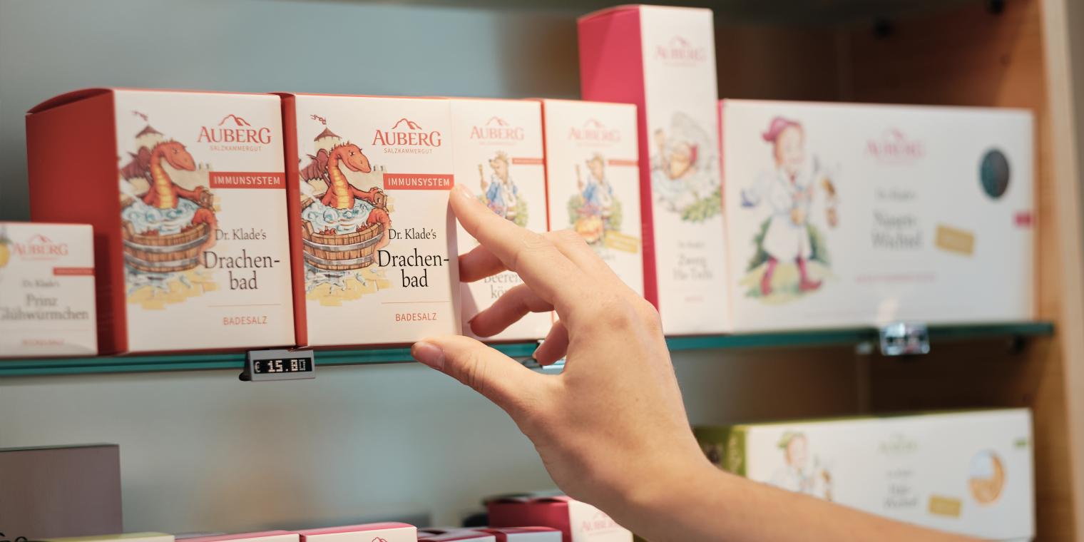 tauern-apotheke-by-wolfgang-lehner_xp10442