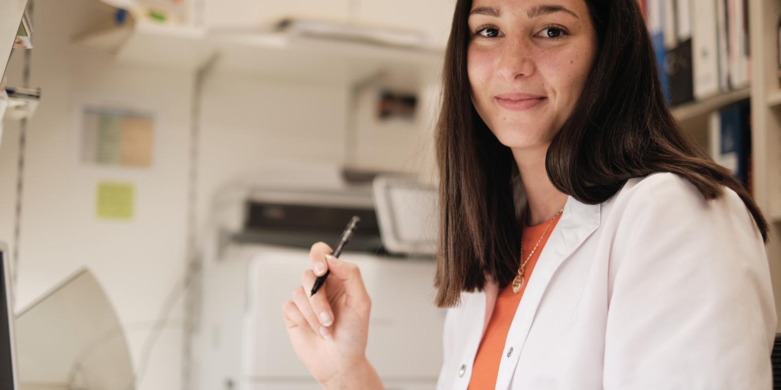 tauern-apotheke-by-wolfgang-lehner_xt25784