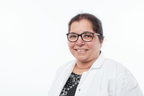 tauern-apotheke-by-wolfgang-lehner_xt25212