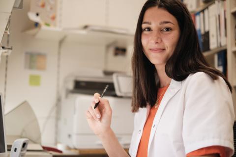 tauern-apotheke-by-wolfgang-lehner_xt25784